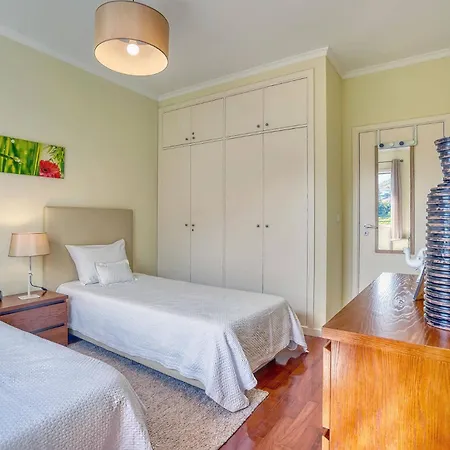 Perola - Madeira Group Апартаменты *